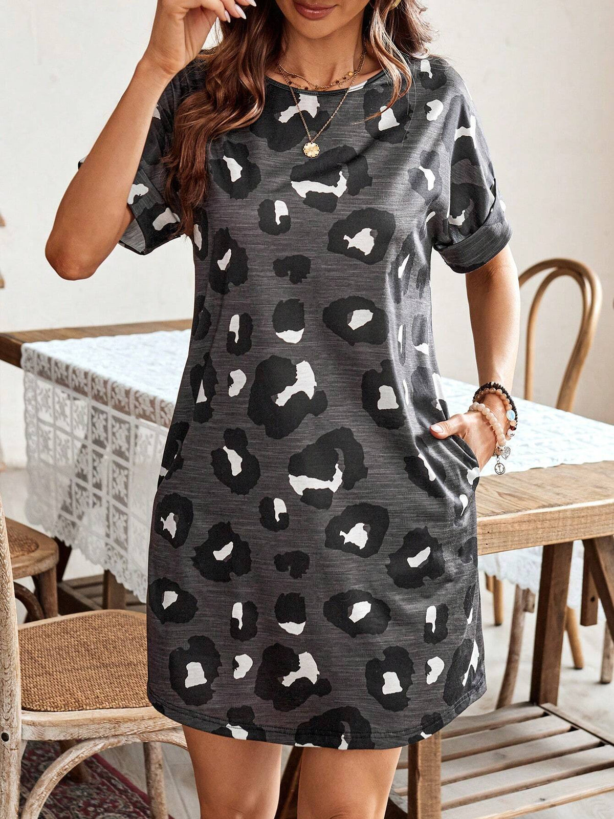 Women Summer Short Sleeve Round Neck Leopard Print Knitted Dress