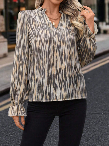 LUNE Women's Autumn Season V-Neck Ruffle Long Sleeve Allover Allover Print Shirt