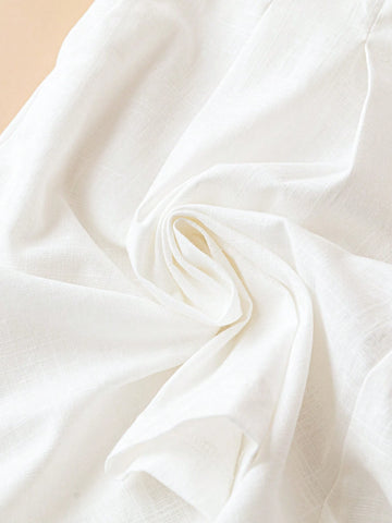 LUNE Women's Button Embellished Side Pocket Shorts