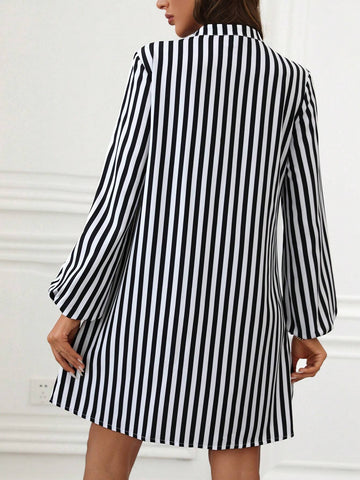 Women's Casual Loose Black And White Striped Dress