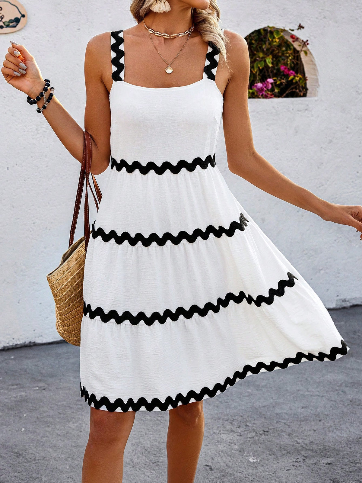 Women's Contrast Trim Cami Dress