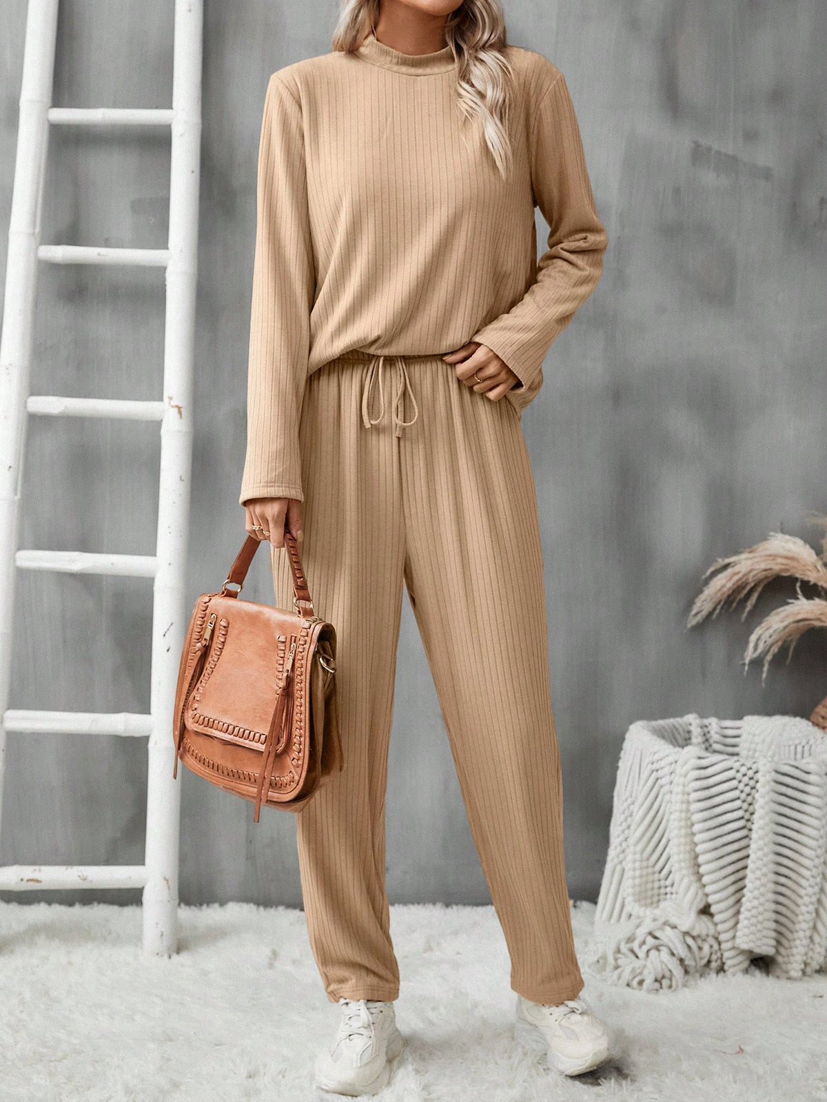 Women's Fleece Lined Solid Color Top And Pants Set