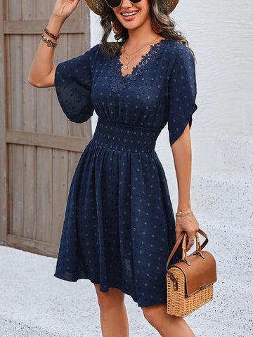 Women's Lace Spliced Waist Cinched Dress