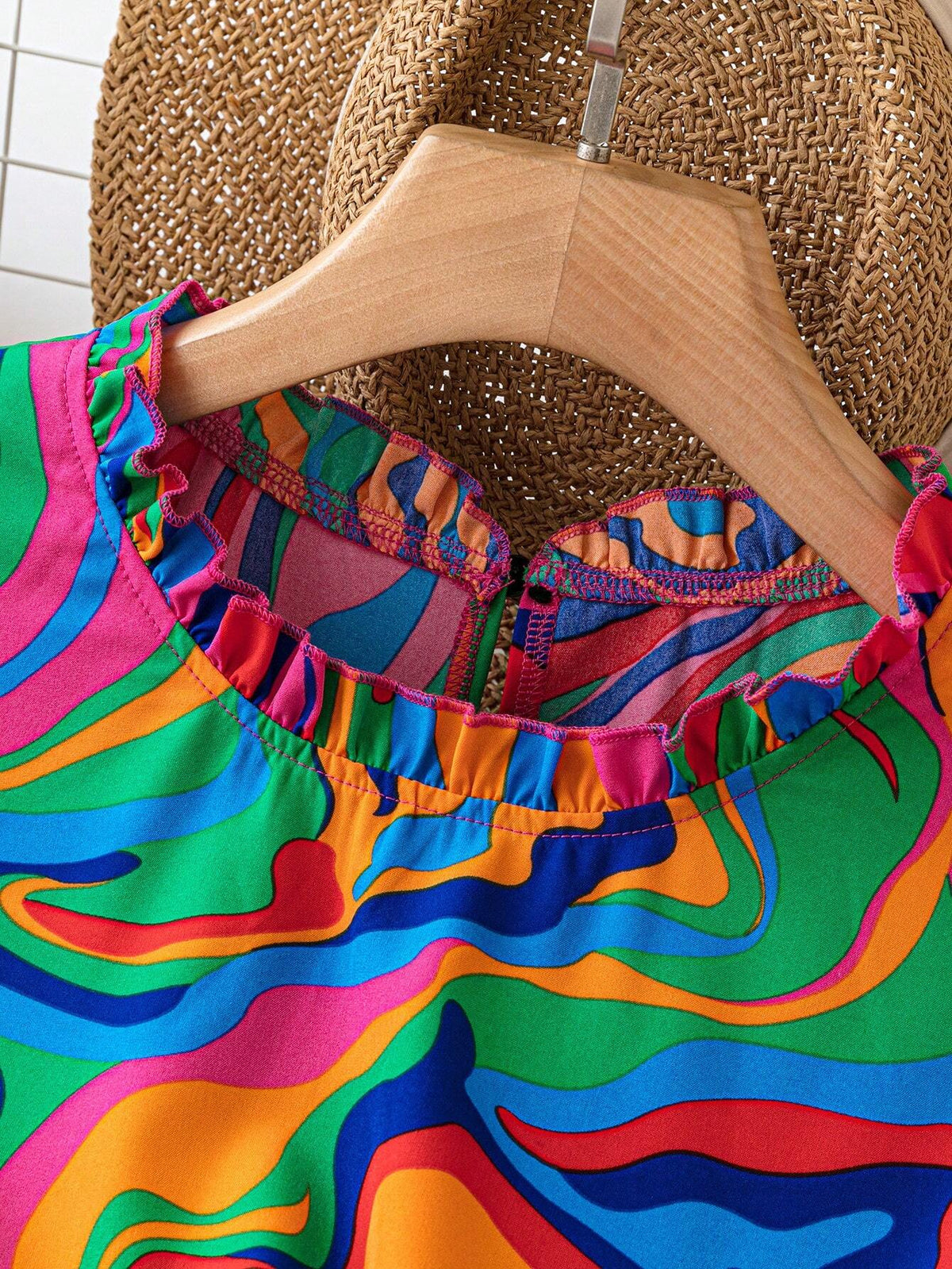 LUNE Women's Marble Print Wide Neckline Short Puff Sleeve Loose Shirt For Summer Vacation