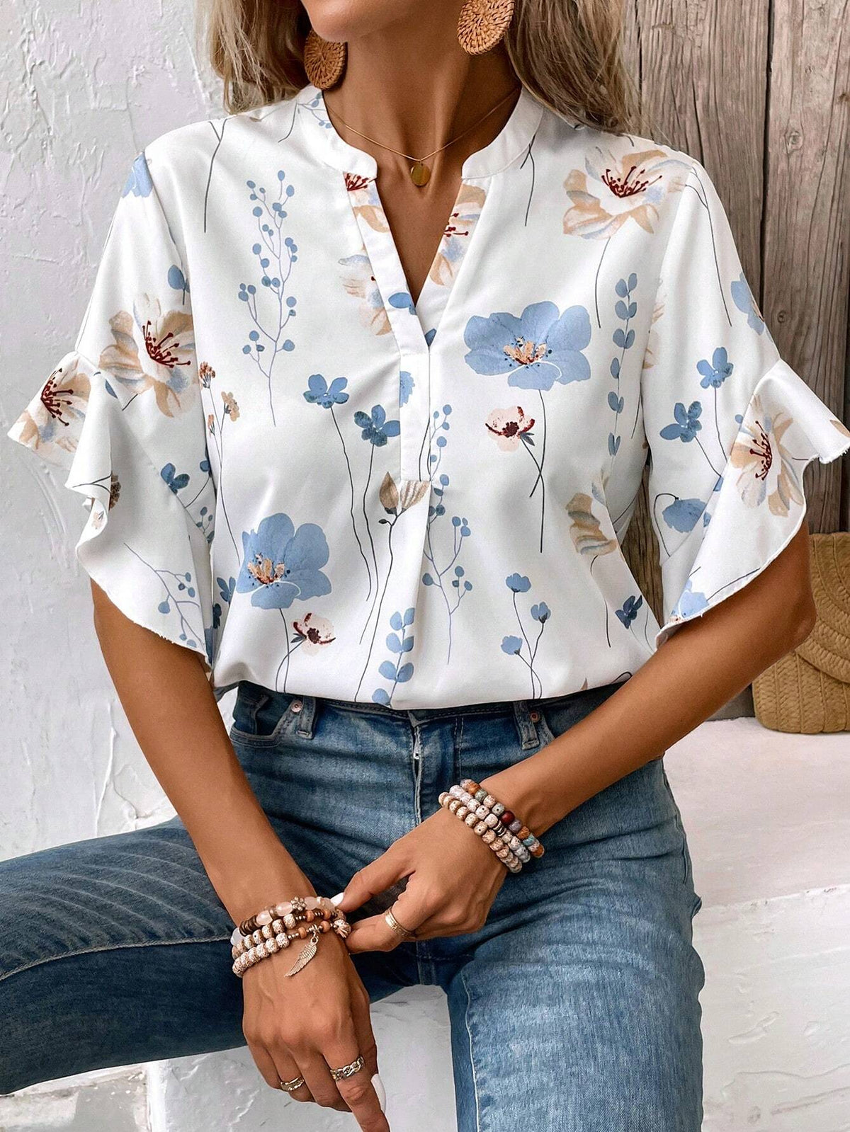 LUNE Women's Random Printed Simple Daily Shirt