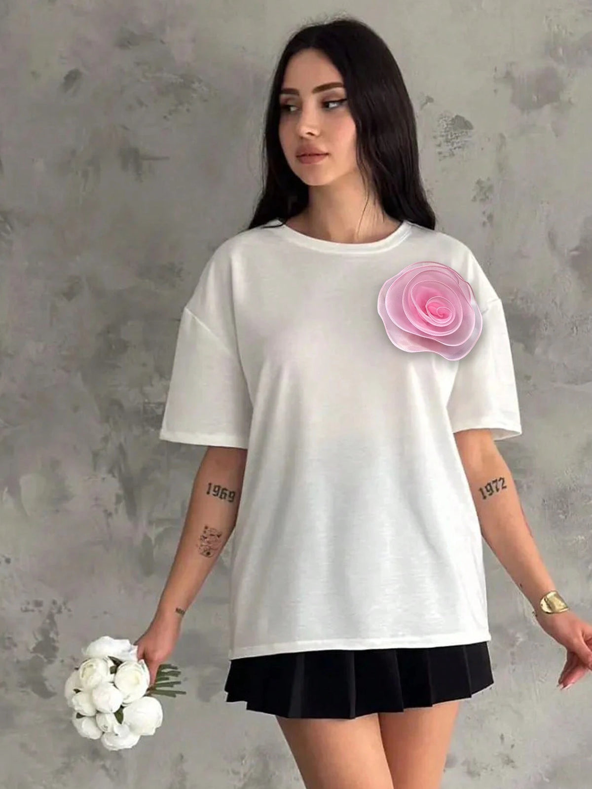 Women's Summer Loose Round Neck T-Shirt With Oversized Sleeves And 3D Flower Decoration