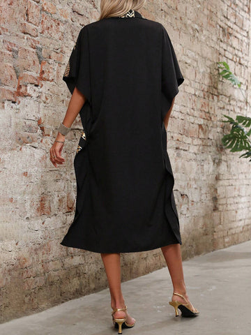 Women's Summer Loose Straight Bat Sleeve Dress With Gold Foil Geometric Print (Random Pattern)