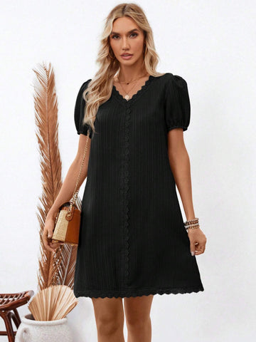 Women's Summer V-Neck Lace Splicing Bubble Sleeve & Lantern Sleeve A-Line Texture Printed Beach Dress