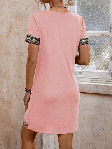 Women's Summer V-Neck Short Sleeve Patchwork Pattern Casual Dress