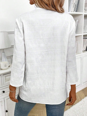 LUNE Women's White Textured Spring Style Notch Collar Casual Shirt With Pockets