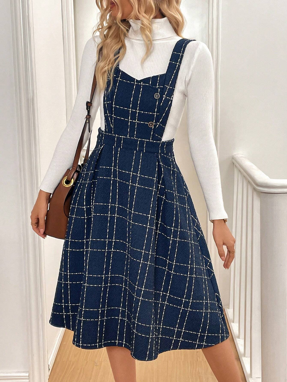 Women's Wide Strap Sweetheart Collar Button Front Plaid Casual Dress, Resort Wear