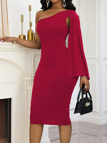 1pc Women Solid Color One Shoulder Split Sleeve Fitted Elegant Mid-Length Dress