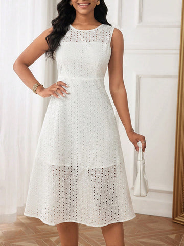 Ladies' Sleeveless Hollow Out Round Neck Dress