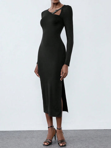 Black Knitted Elastic, Cutout Neckline, Belt Buckle Decor Women's Dress