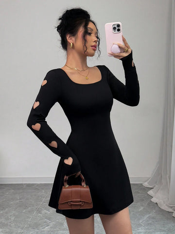 Women's New Fashion Square Neck A-Line Sleeve Heart Embroidered Hollow Heart Design Dress
