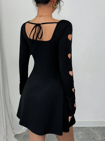 Women's New Fashion Square Neck A-Line Sleeve Heart Embroidered Hollow Heart Design Dress