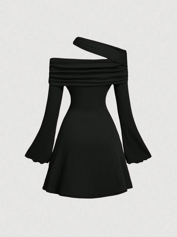 1pc Off-Shoulder Halter Flare Sleeve A-Line Red Dress