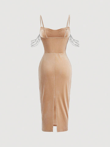 MOD Chain Decorated Halter Neck Dress