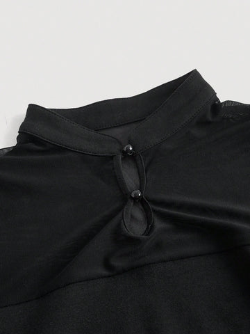 Contrast Mesh Button Front Crop Tee