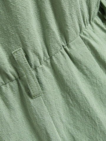 Green V-Neck Collar, Contrast Stitching, Oblique Insert Pocket, Wide Leg Jumpsuit With Retro Belt Decoration, Short Version, Suitable For Spring And Summer