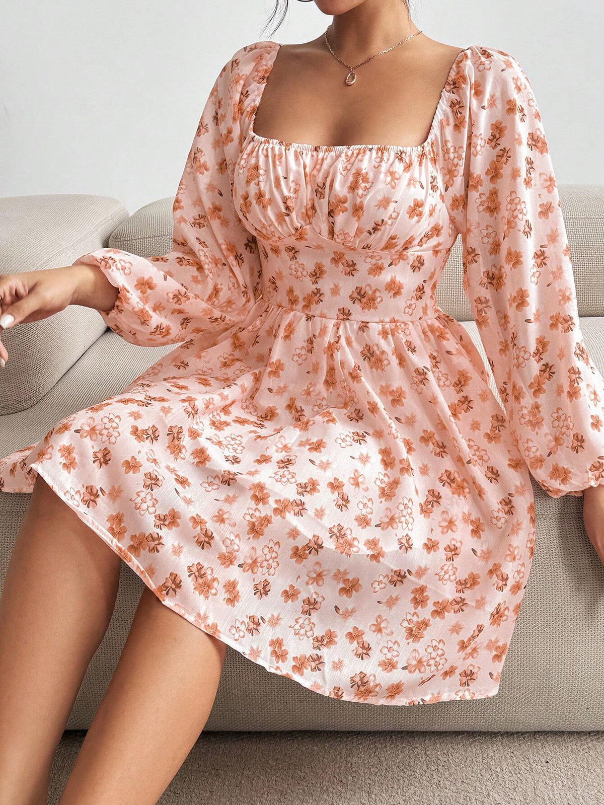 Ladies' Square Neck Lantern Sleeve Ditsy Floral Long Sleeve Holiday Dress