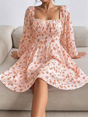 Ladies' Square Neck Lantern Sleeve Ditsy Floral Long Sleeve Holiday Dress