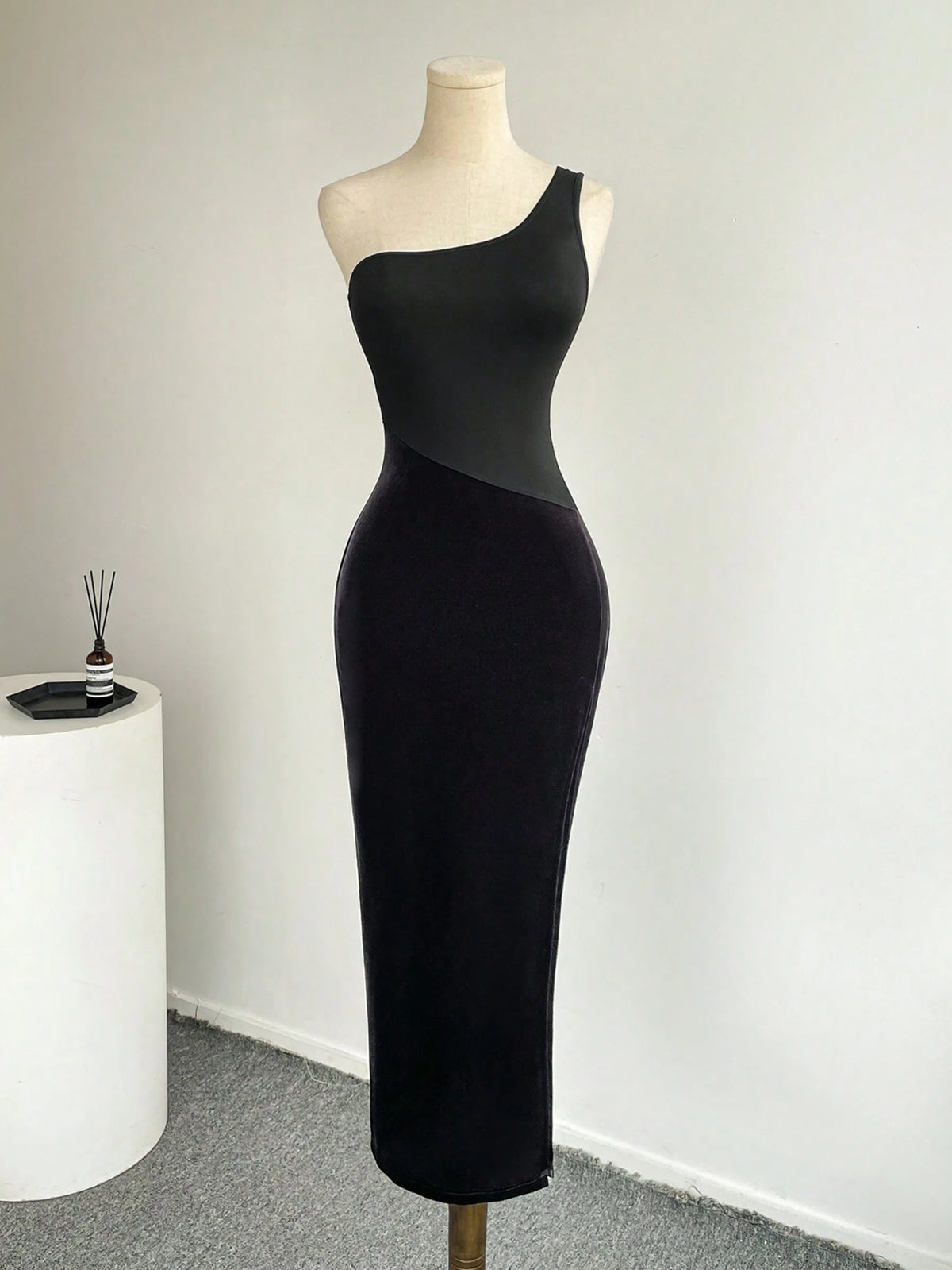Summer Sexy Asymmetrical Neck Split Design Dress