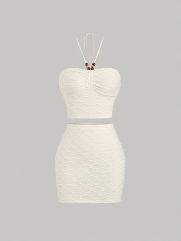 Texture Decorated Spaghetti Strap Top & Bodycon Skirt Set With Halter