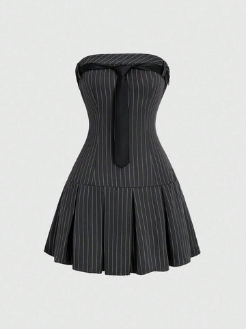 Women's Fashion Vertical Striped Strapless Dress