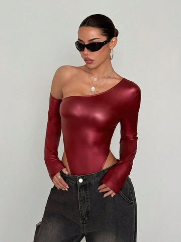 Women Open Shoulder Long Sleeve T-Shirt Triangular Jumpsuit Made Of Imitation PU Fabric, Suitable For Autumn