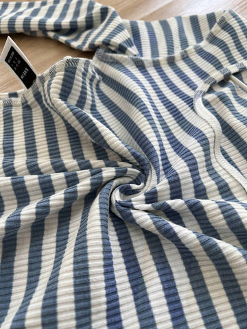 Women's Casual Set: Striped Square Neck Long Sleeve Cropped Top And Waist Tie Pants, Autumn