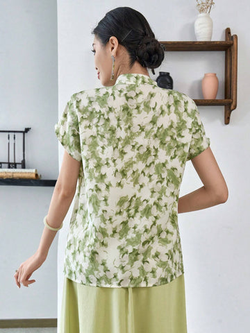 Modely Floral Print Tie Neck Batwing Sleeve Chiffon Hanfu Top