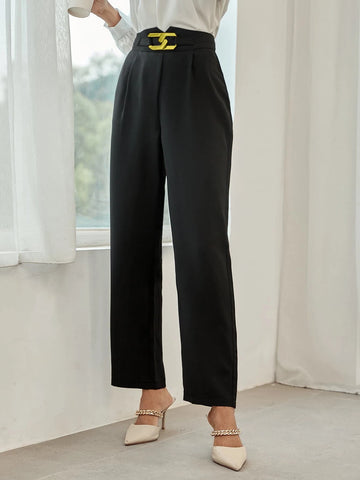 Modely Hardware Detail Fold Pleated Pants