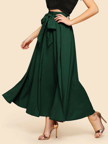 Modely Knot Front Zip Back Flare Skirt
