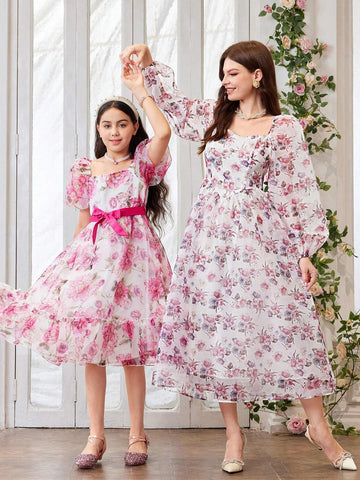 Ladies' Holiday Floral Printed Square Neck Long Sleeve Dress