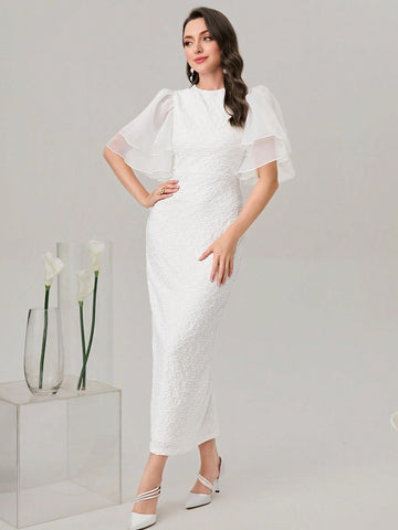 Modely Solid Flounce Sleeve Split Back Textured Dress