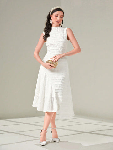 Modely Solid Mock Neck Sleeveless A-line Dress