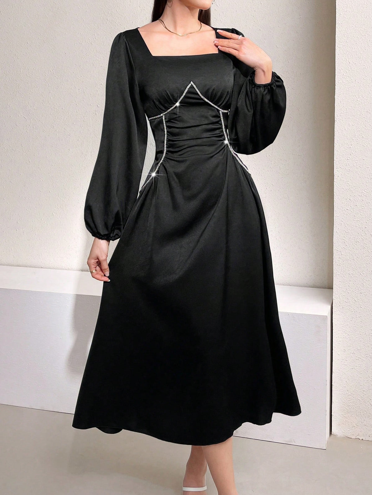 Modely Square Collar Lantern Sleeve Dress