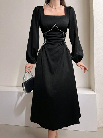 Modely Square Collar Lantern Sleeve Dress