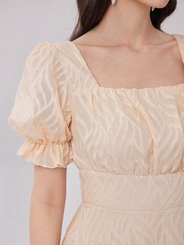 Textured Square Neckline Waist Belted Puff Sleeve Dress