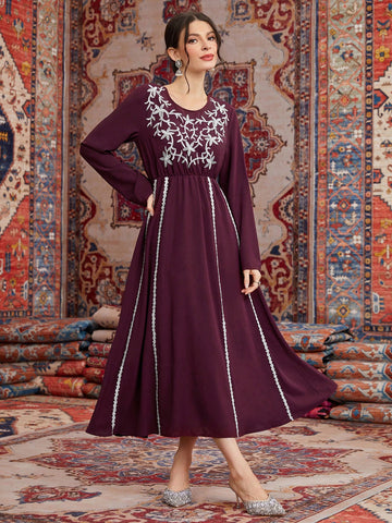Women'S Long Sleeve Dress With Plant Embroidery