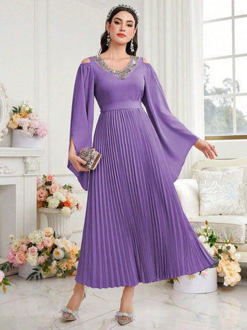 Women Sparkly V-Neck Pleated Swing Dress With Rhinestone Embellishment For Party