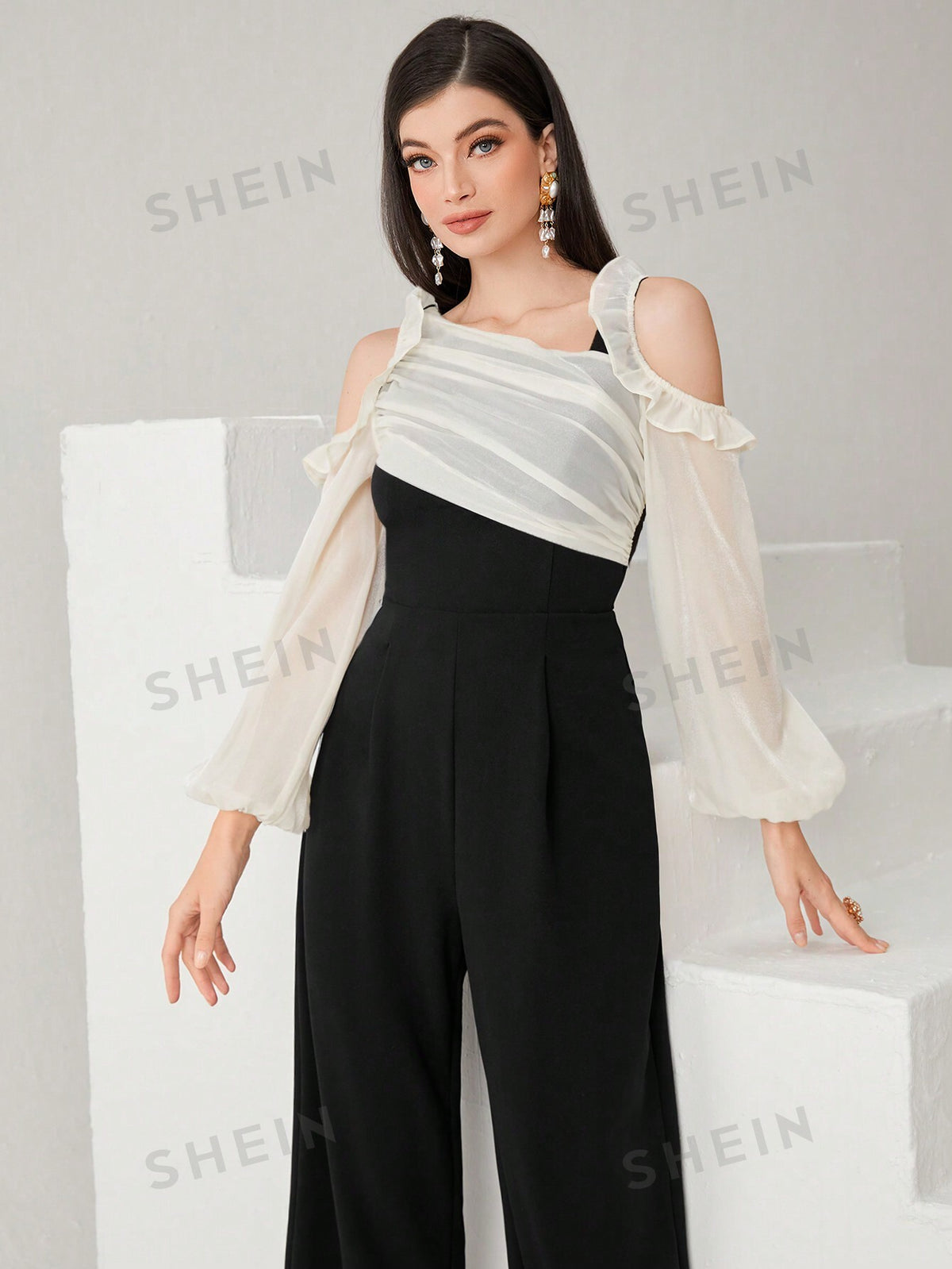 Women's Colorblock Cold-Shoulder Ruffle Trim Jumpsuit