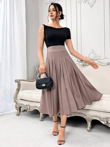Modely Women's Solid Color Long Elegant A-Line Skirt With Eyelet Waist Design