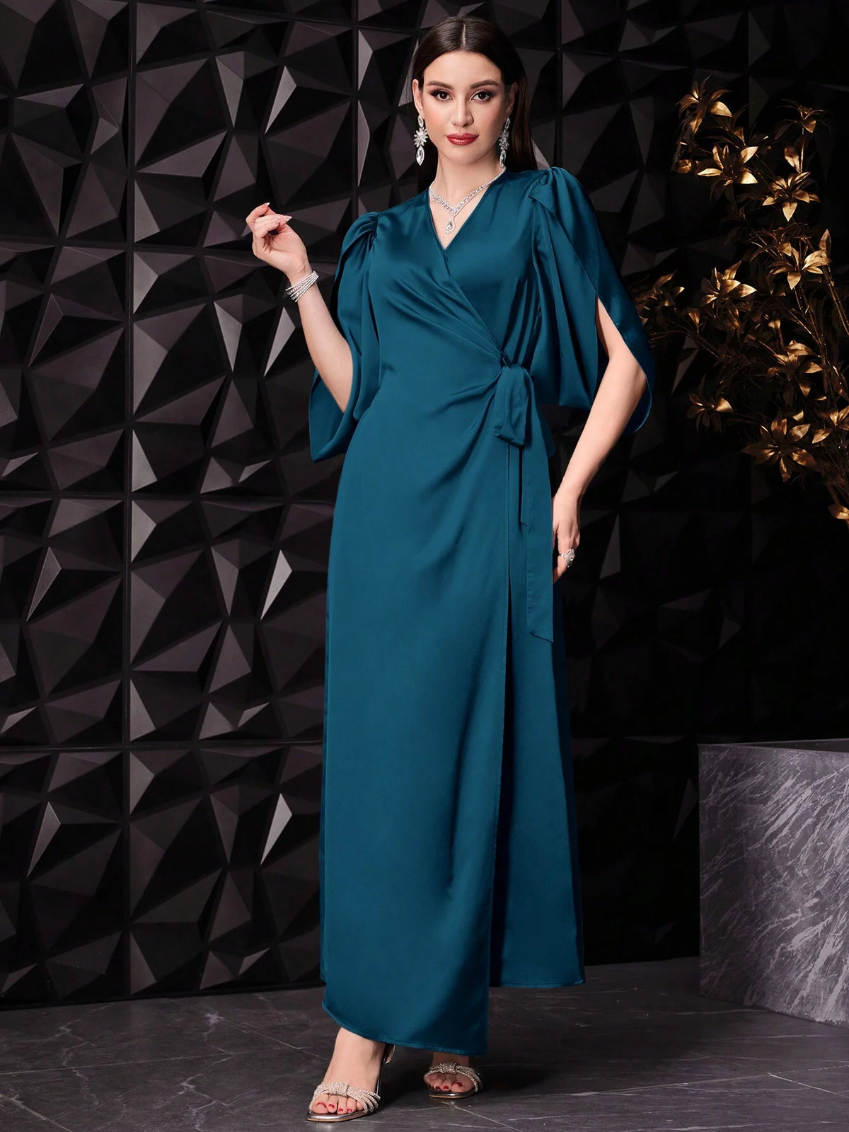 Women's Elegant Solid Color Overlapping V-Neck Petal Short Sleeve Long Dress With Waist Knot,