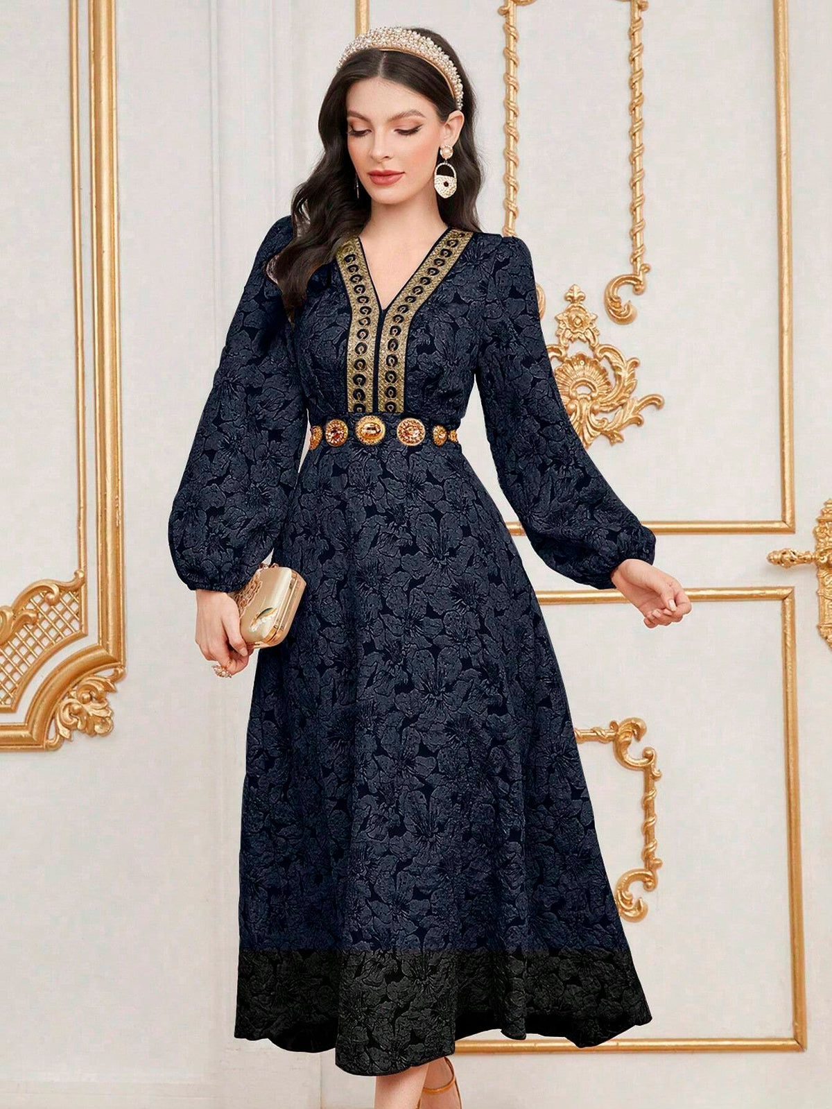Women's Embroidered Elegant V-Neck Dress