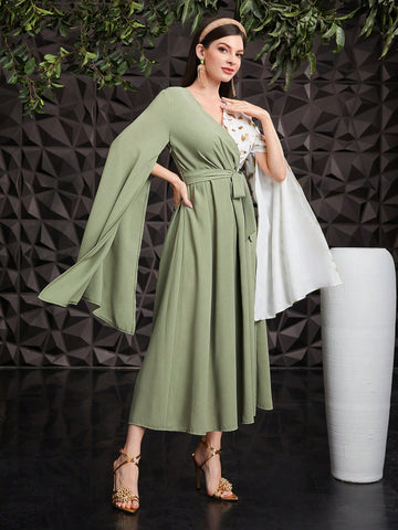 Women's Extra-Long Split Sleeve Belted Two-Tone Dress