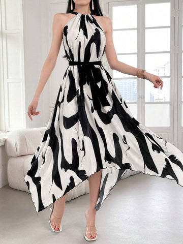 Women's Fashionable Black And White Color Block Halter Neck Dress