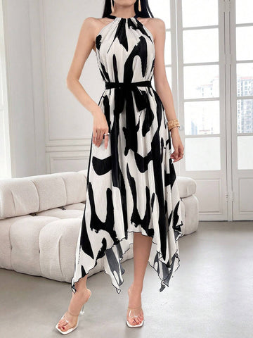 Women's Fashionable Black And White Color Block Halter Neck Dress