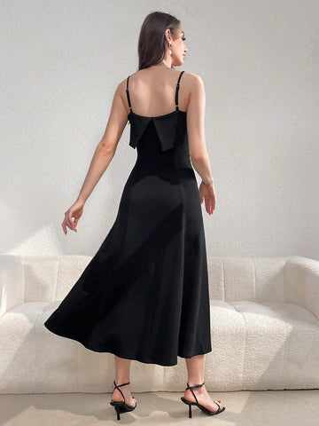 Women's Fashionable Pearl Decorated Strappy Dress